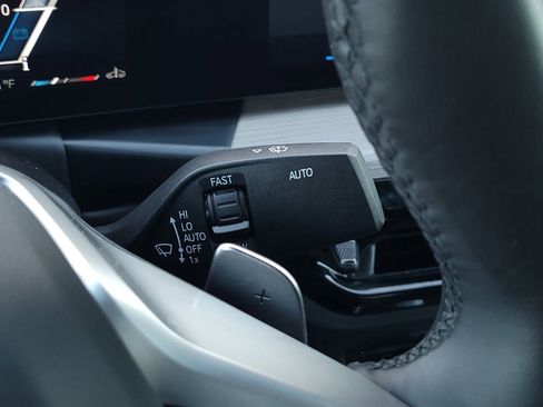 Used 2025 BMW 330i xDrive Sedan image 21