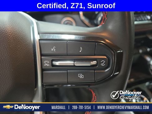 Used 2023 Chevrolet Colorado Z71 w/ Z71 Convenience Package 2 image 17