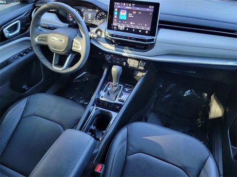 Certified 2023 Jeep Compass Limited w/ Sun and Sound Group image 39