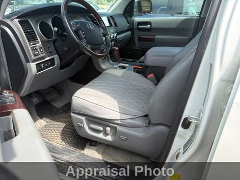 Used 2011 Toyota Sequoia Platinum AWD/4WD image 8