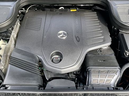 Certified 2026 Mercedes-Benz GLE 450 4MATIC Coupe image 9