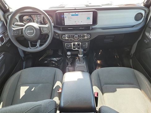 Used 2024 Jeep Wrangler Sport S image 13
