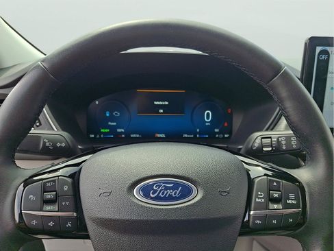 Used 2023 Ford Escape Platinum AWD/4WD image 17