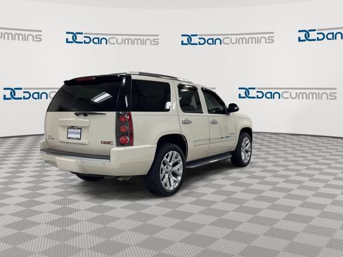 Used 2013 GMC Yukon Denali AWD/4WD image 8