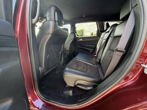 Used 2021 Jeep Grand Cherokee Laredo X AWD/4WD image 20