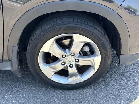 Used 2018 Honda HR-V LX image 7