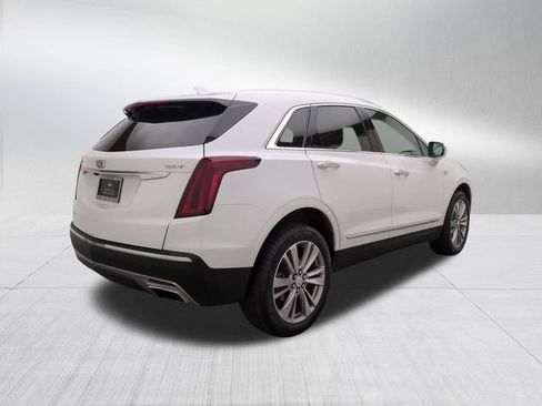 Certified 2024 Cadillac XT5 Premium Luxury w/ LPO, Floor Liner Package AWD/4WD image 5