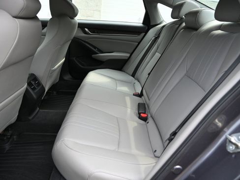Used 2020 Honda Accord EX-L image 17
