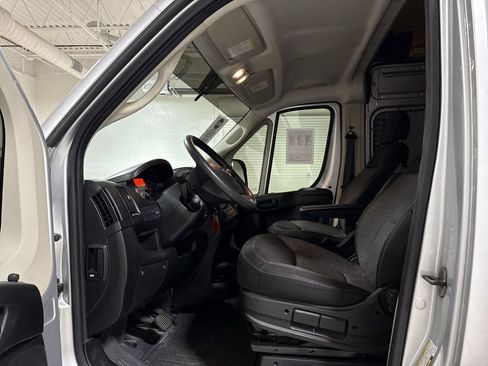 Used 2020 RAM ProMaster 2500 FWD image 18
