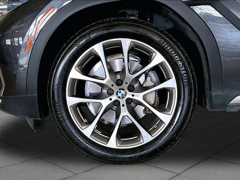 Used 2021 BMW X6 xDrive40i w/ Executive Package 2 AWD/4WD image 10