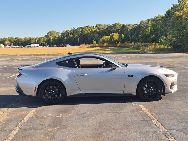 Certified 2024 Ford Mustang GT Premium RWD image 3