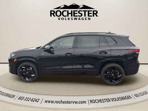 Used 2026 Volkswagen Tiguan SE R-Line AWD/4WD image 4