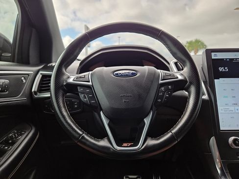 Used 2022 Ford Edge ST AWD/4WD image 45