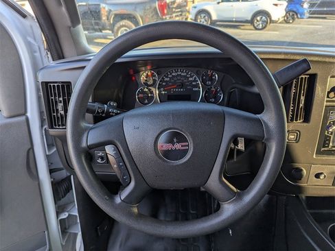 Used 2021 GMC Savana 2500 w/ Driver Convenience Package image 20