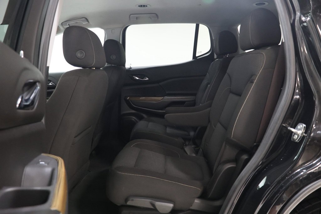 Used 2022 GMC Acadia SLE FWD image 40