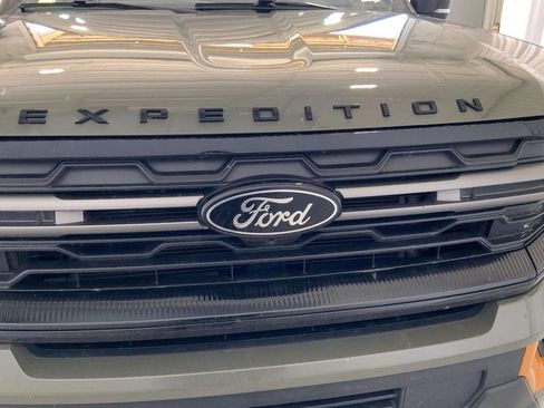 Used 2025 Ford Expedition Tremor AWD/4WD image 27