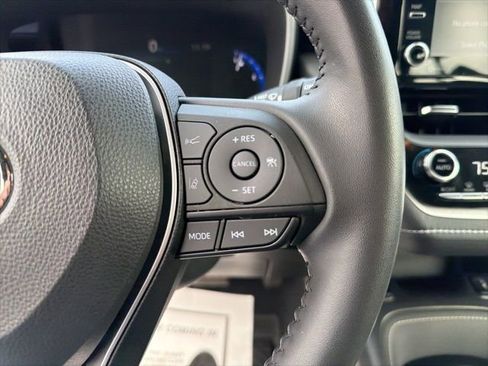 Certified 2022 Toyota Corolla XSE image 21