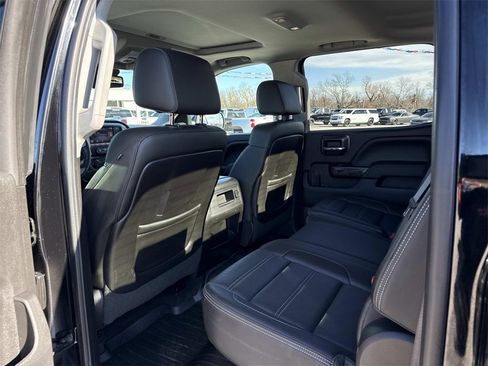 Used 2015 GMC Sierra 2500 Denali w/ Duramax Plus Package image 30