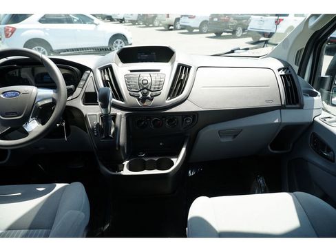 Used 2015 Ford Transit 150 XLT image 23