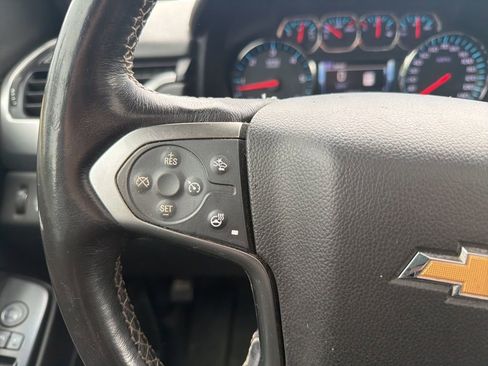 Used 2019 Chevrolet Suburban LT AWD/4WD image 23