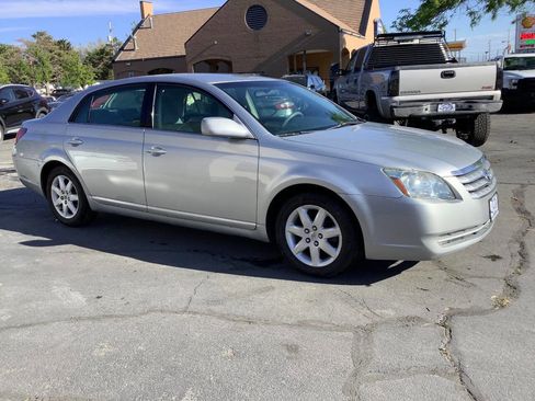 Used 2006 Toyota Avalon XL FWD image 8