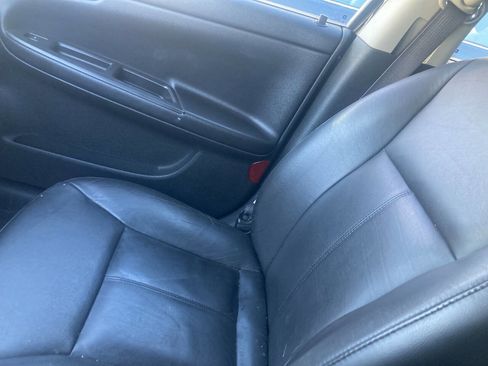 Used 2013 Chevrolet Impala LTZ image 10