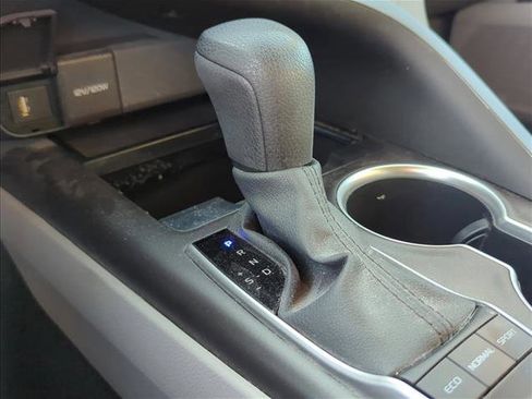 Used 2023 Toyota Camry LE image 21