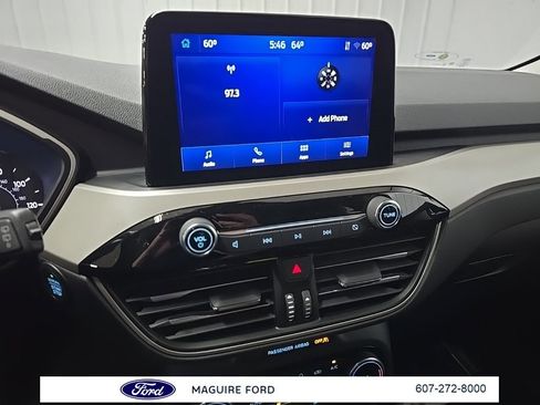 Used 2022 Ford Escape SEL image 27