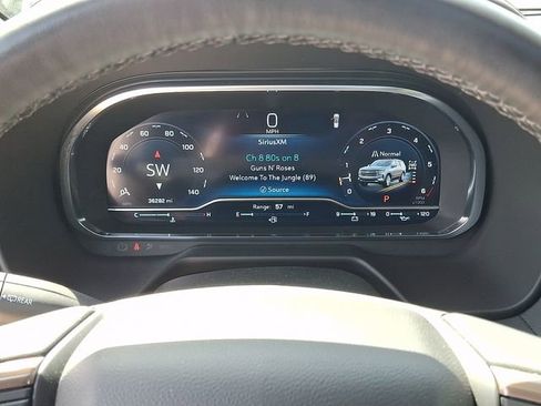 Used 2024 Chevrolet Tahoe High Country image 19