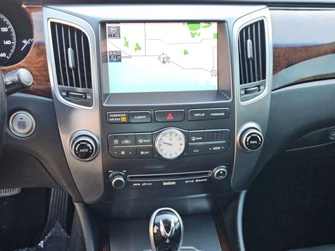 Used 2013 Hyundai Equus Ultimate image 19