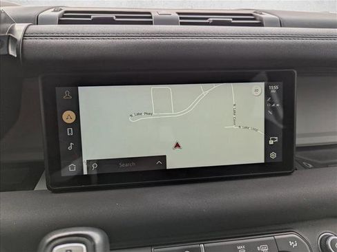 Used 2022 Land Rover Defender 110 S image 16