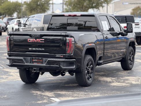 Used 2026 GMC Sierra 2500 AT4 w/ Technology Package AWD/4WD image 22