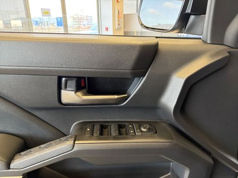 New 2025 Toyota Tacoma TRD Off-Road image 18