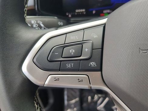 Certified 2025 Volkswagen Taos S FWD image 23