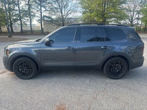Used 2024 Kia Telluride SX Prestige X-Line image 2