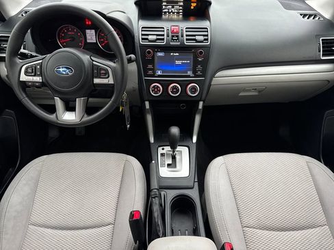 Used 2017 Subaru Forester 2.5i w/ Alloy Wheel Package image 12