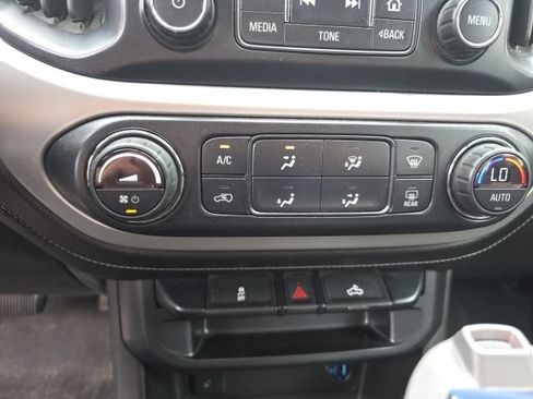 Used 2015 GMC Canyon SLE w/ SLE Convenience Package RWD image 14