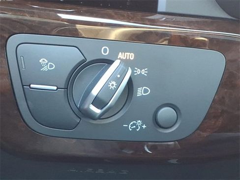 Used 2018 Audi A4 2.0T Premium Plus image 19