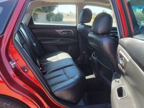 Used 2015 Nissan Altima 3.5 SL FWD image 20