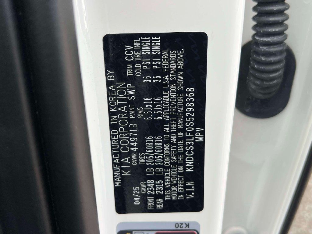 Used 2025 Kia Niro EX w/ EX Cold Weather Package FWD image 20