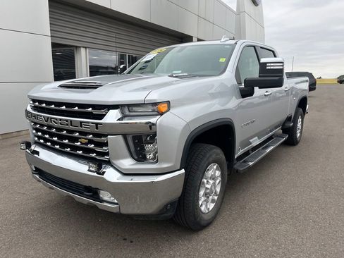 Used 2020 Chevrolet Silverado 2500 LTZ w/ LTZ Convenience Package AWD/4WD image 2