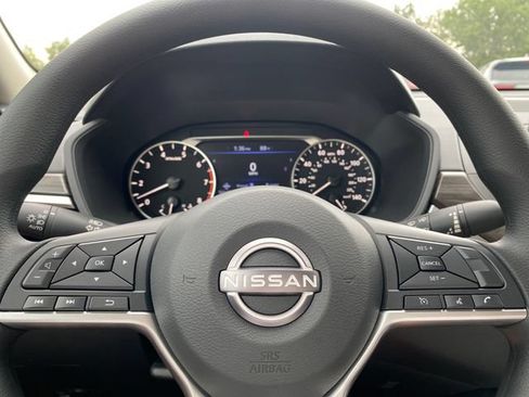 New 2026 Nissan Altima 2.5 SV AWD/4WD image 15