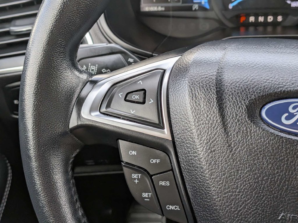 Certified 2024 Ford Edge Titanium AWD/4WD image 23