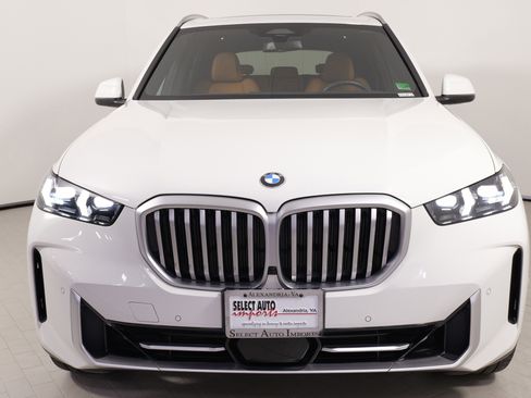 Used 2024 BMW X5 xDrive40i image 4