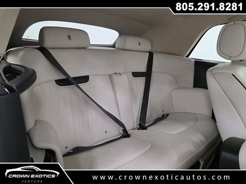 Used 2010 Rolls-Royce Phantom Drophead Coupe image 24