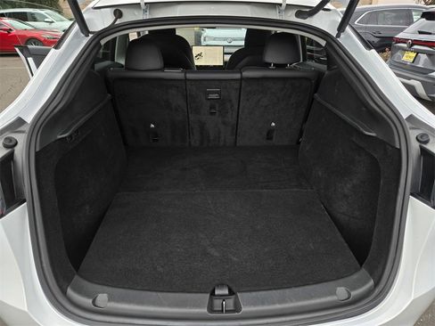 Used 2023 Tesla Model Y Long Range image 20