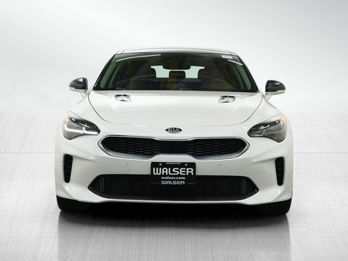 Used 2018 Kia Stinger Premium AWD/4WD image 8
