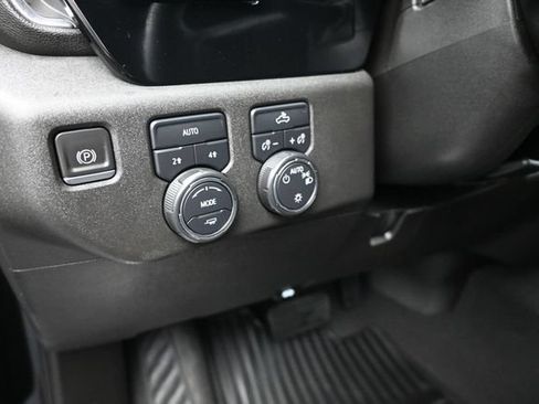 Used 2023 Chevrolet Silverado 1500 LT AWD/4WD image 13
