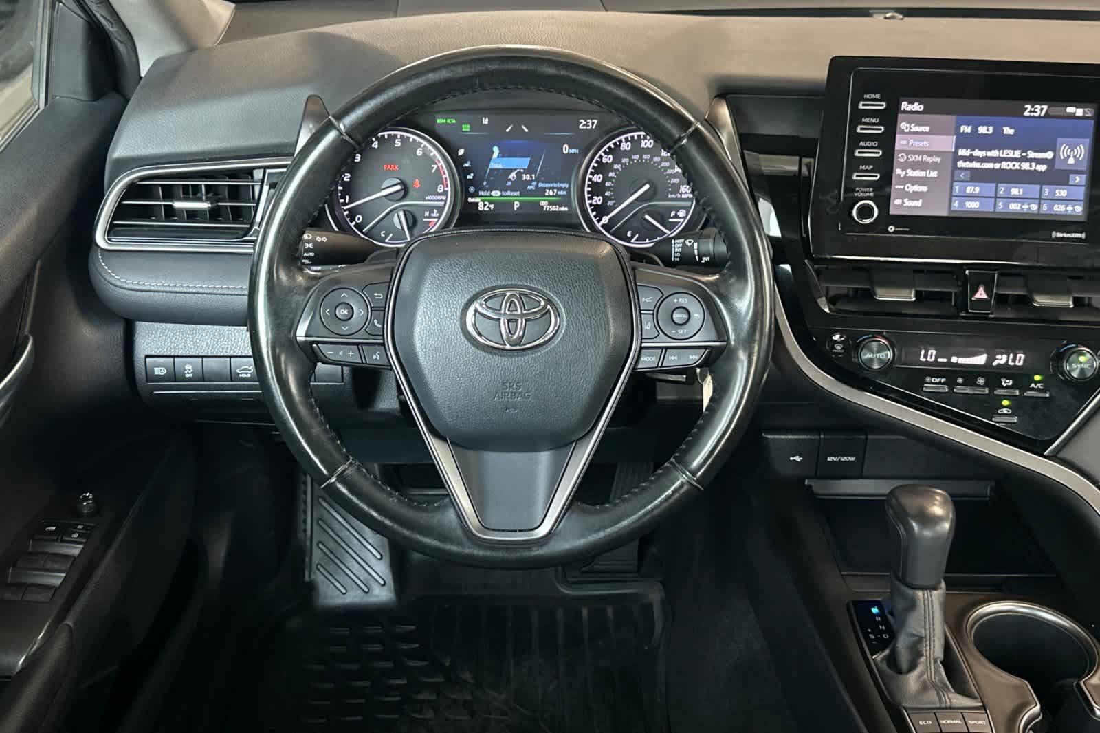Used 2022 Toyota Camry SE w/ Cold Weather Package AWD/4WD image 16