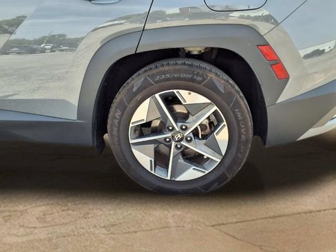 Used 2025 Hyundai Tucson SEL FWD image 25